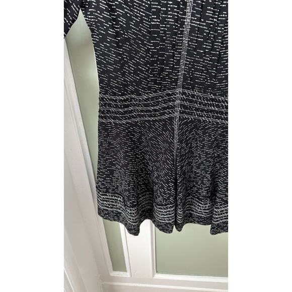 Burberry Black White Swingy Mini Dress Long Sleeve Swiss Dot Silk Small/4-6 - Picture 6 of 12